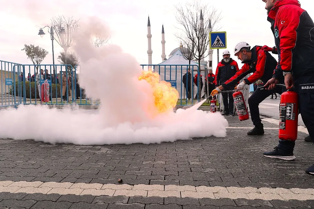 BAŞAKŞEHİR BELEDİYESİNDE AFET TATBİKATI