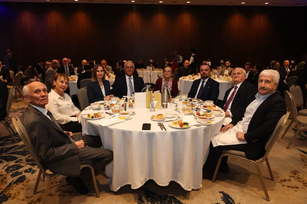 “KİMYADA BİRLİK ZAMANI” İFTARDA PEKİŞTİ