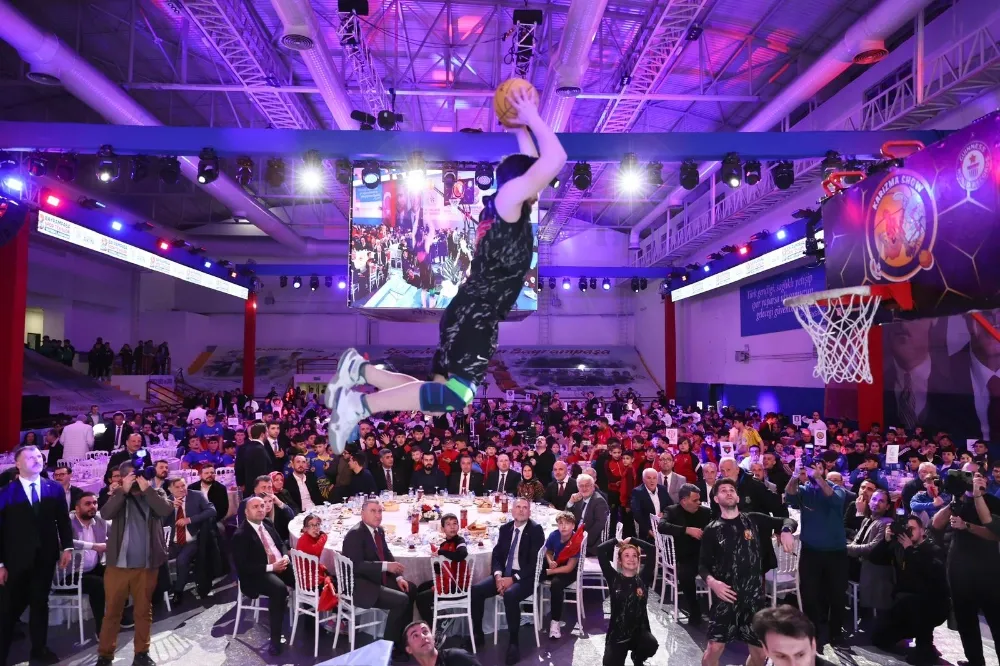 AMACINDAN UZAKLAŞAN İFTAR PROGRAMI İÇİN OKUYUCULARIMIZDAN TEPKİLER BÜYÜYOR